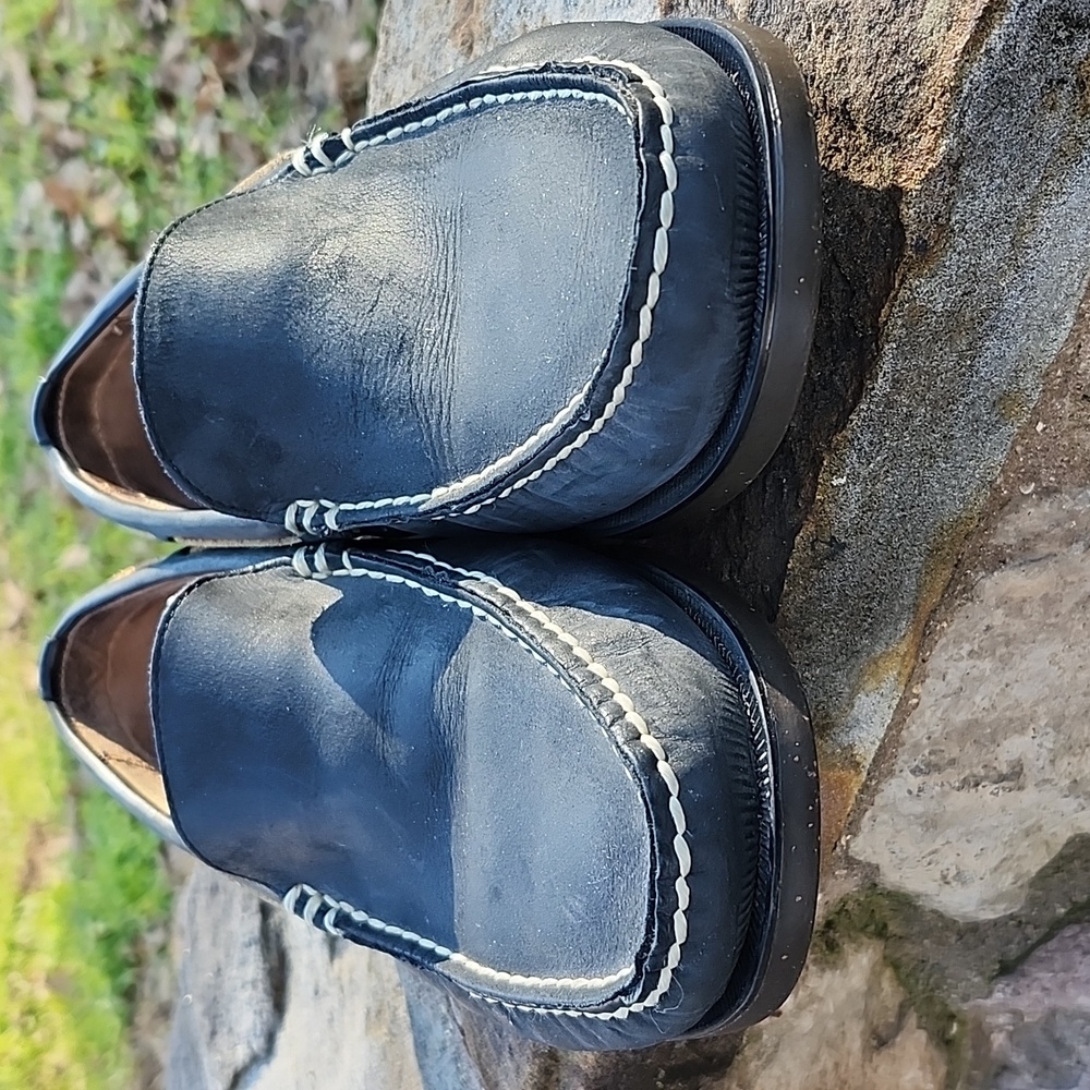 EUC POLO RALPH LAUREN MEN'S BLACKLY NAVY LEATHER LOAFERS - Picture 2 of 9
